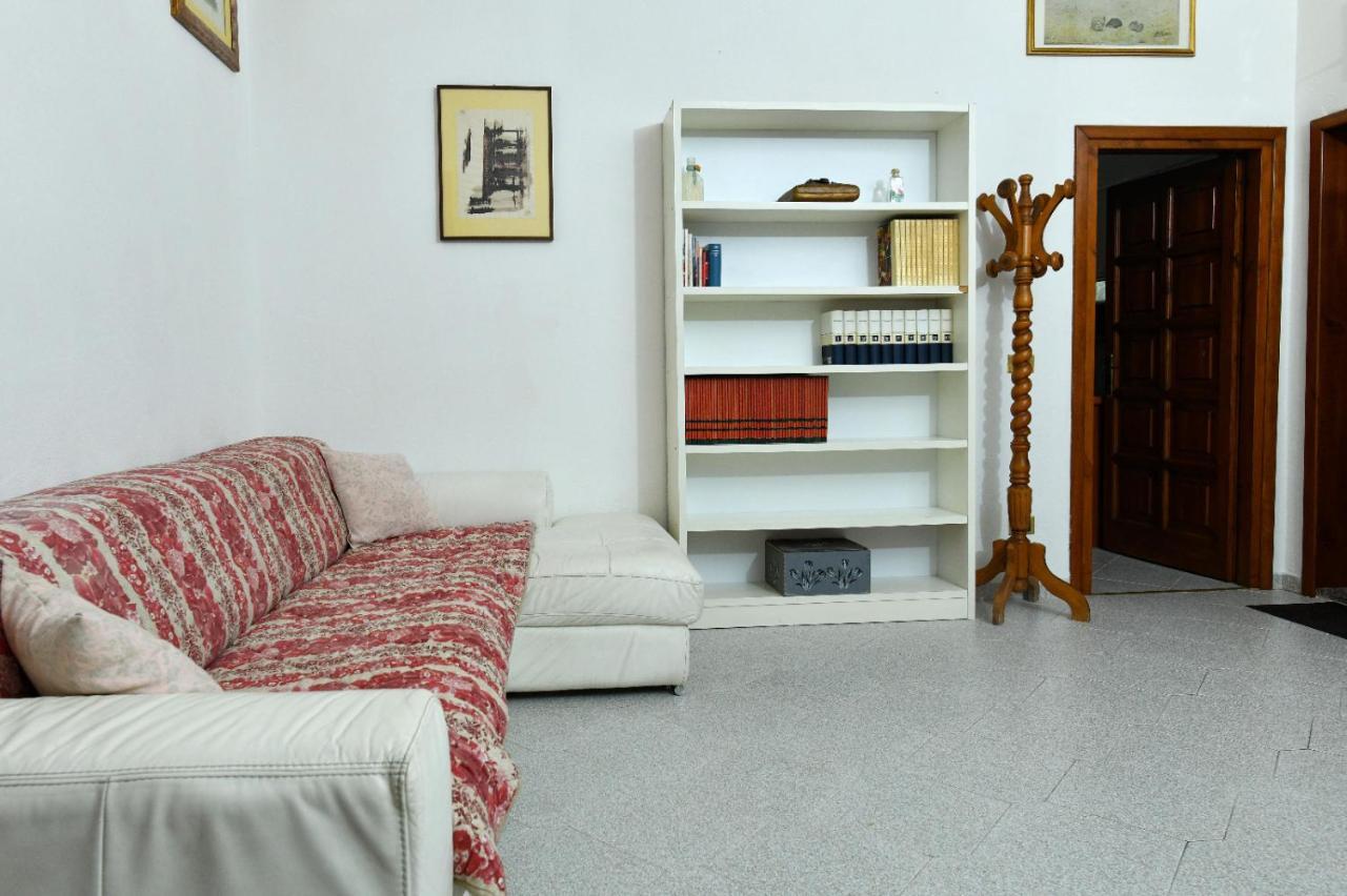 דירות אולביה Casa Caterina מראה חיצוני תמונה