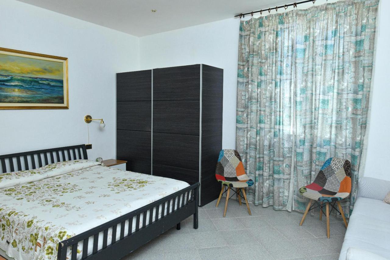 דירות אולביה Casa Caterina מראה חיצוני תמונה